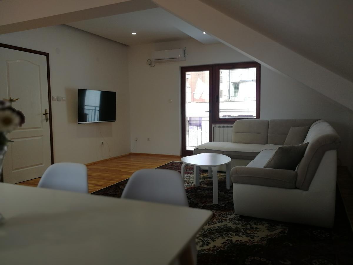 Отель Apartman Dokovic Вишеград Экстерьер фото